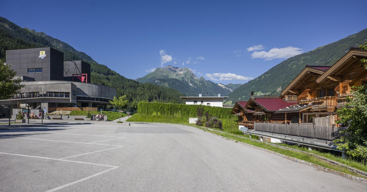 Alpenchalet Brucke Villa Mayrhofen Exterior photo